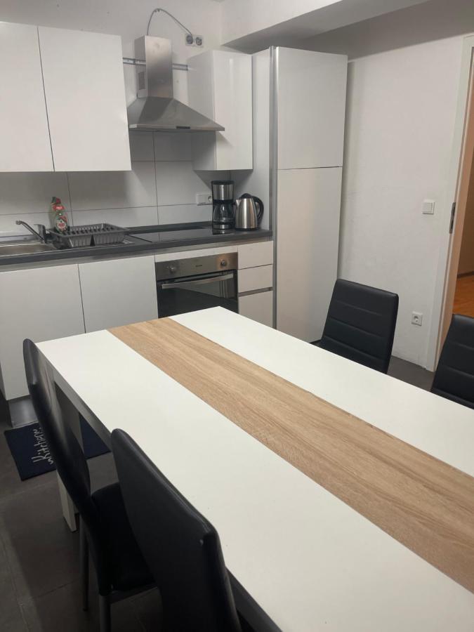 Apartment Gross 4 Zimmer エッセン エクステリア 写真